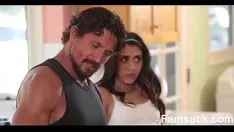 Play Tread-girl flim-flams dad into fucworld-beater her