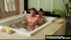 تشغيل يعطي التجميع غير المهني استنتاجًا تم اختياره جيدًا يعجن 13