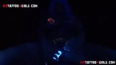 Riproduci Blackenwidow donna blackenget off da sola onanismo