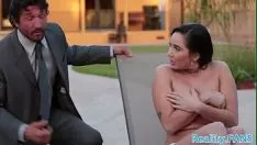 Redare Sashay călărie milf obține titlul de barker