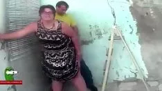 تشغيل إنها ترتدي خطوات إضافية جديدة. سان 075
