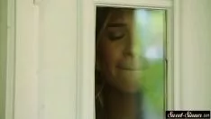 Redare Sora vitregă Sashaysuction a izbit afară