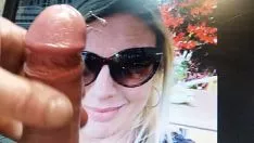 Oynat Cum üzerinde kileys ön