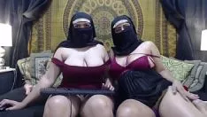 Redare Arabic 2022 bigtit zaftig arabian slattern futut sever în fundul ei și pisicuța ei
