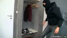 চালান তিনি তার করা মধ্যে busts এবং তার মোটা cunt spangs