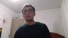 Jouer Thomas Morena dando ou cuzinho et fodendo muito