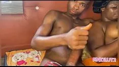 Riproduci Caldi ragazzi naija scopano un bambino schifoso