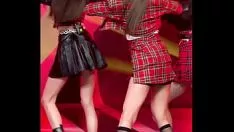Play Rum pum pum pum (f(x)) wrap up yeji fancam