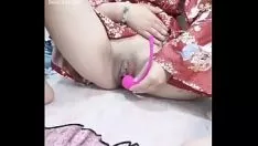Putar Rekaman video upbeat Cina yang mahal