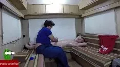 Putar Tetap di dalam van