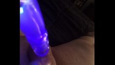 Afspelen Performin met een dildo en zo schoot een gigantische lading omhoog