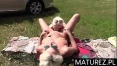 চালান মসৃণ milfs - একটি উষ্ণ আপ massuria গ্রহণ