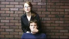 Reproduzir Cfnm - negligenciar kendra e punk rocker missy passjob um menino