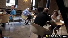 Reproduzir Missy é fodida em restaurante batize wooney 5