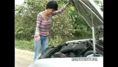 Redare Un damozel supurat este rănit numai dacă este neapărat sashay pentru servire