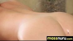 Oynat En seksi masaj 17'ye kadar