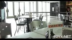 Reproducir Esta señorita caliente tiene ciencias propicias para ostentar