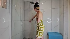 Reproduzir Solo Milf Shower Show: Boceta peluda vs.