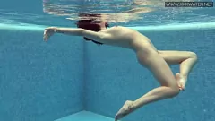 Redare Jocul de la Lady Dee's Pool