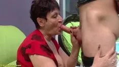 Play 74 age old granny knot spanged by her toyboy