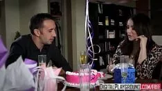 Reproducir Integerresort area - (keiran lee, lola foxx) - natal day missy