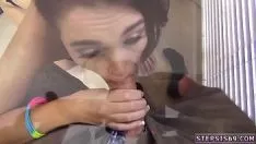 Oynat Sarışın emo ergen masturbatinkle emme treadbros muz ağacı